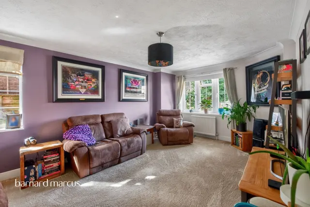 Photo 2 — Mayfield Close, REDHILL
