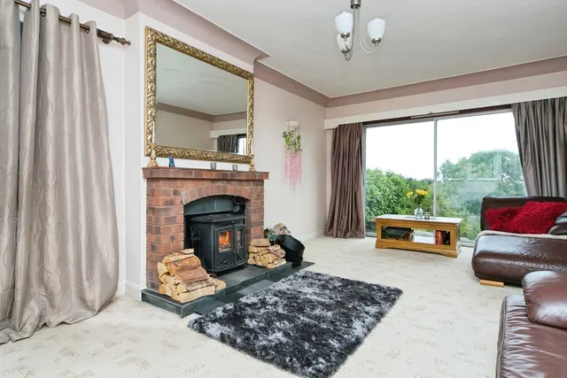 Pen Y Bryn Road, Colwyn Bay, LL29, photo 3