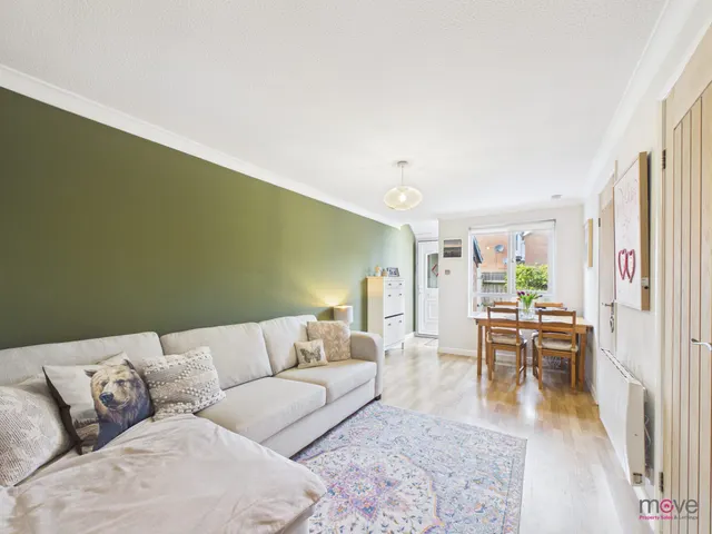 Photo 3 — Tom Price Close, Cheltenham, GL52 2LE