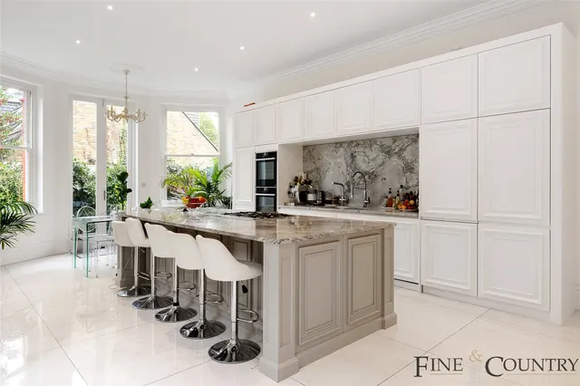 Dartmouth Road, London, photo 2