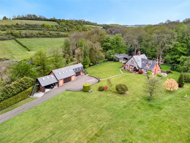 Brimstone Hill, Meopham, DA13, photo 1