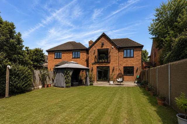 Rockingham Avenue, Hornchurch, RM11, photo 3