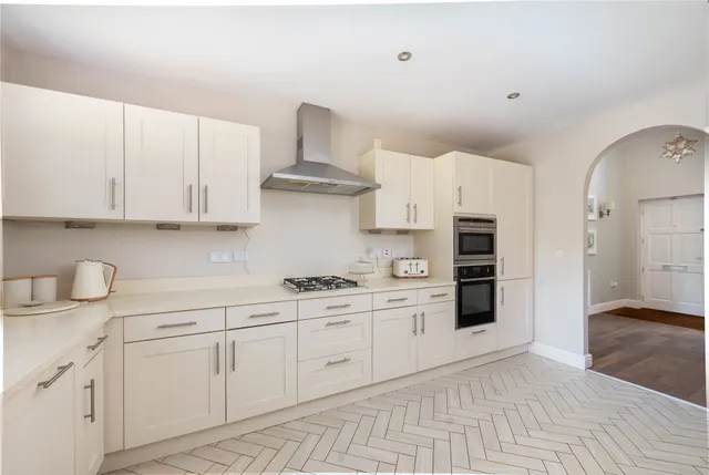 Woodall Close, Middleton, MK10, photo 3
