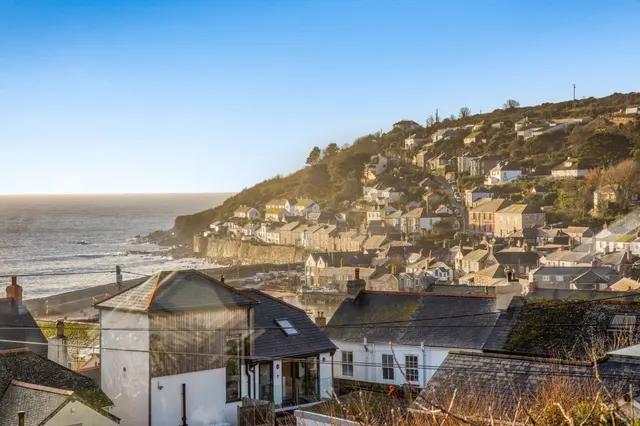 The Parade, Mousehole, TR19, photo 3