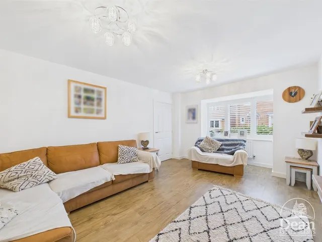 Photo 2 — Snowdrop Crescent, Lydney
