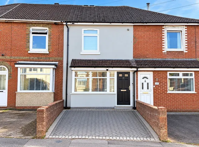 Weston Grove Road, Southampton, SO19, photo 1