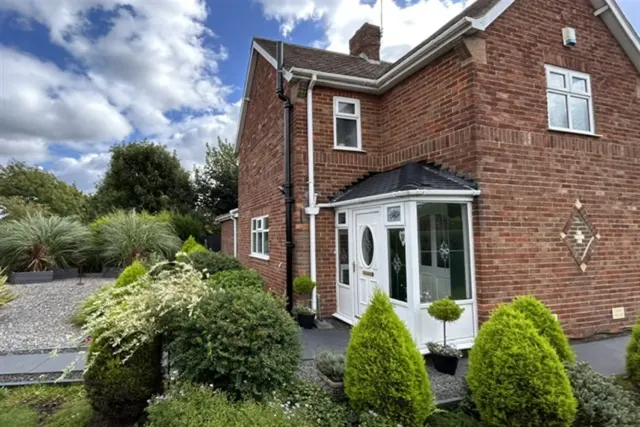 Queen Alexandra Road, Barnes, SR3, photo 1