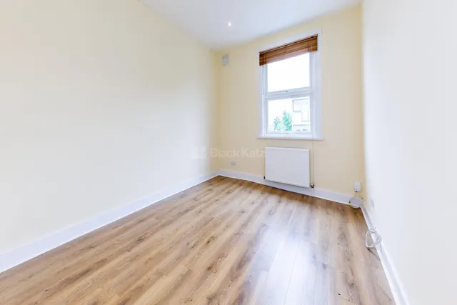 Hanley Road, N4, photo 3