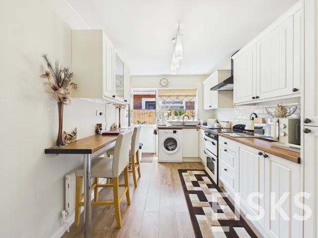 Labworth Road, Canvey Island, SS8, photo 3
