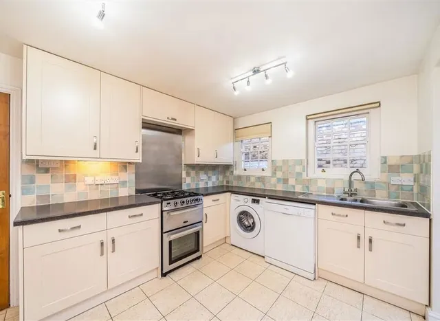 Brand Street, Greenwich, SE10, photo 2