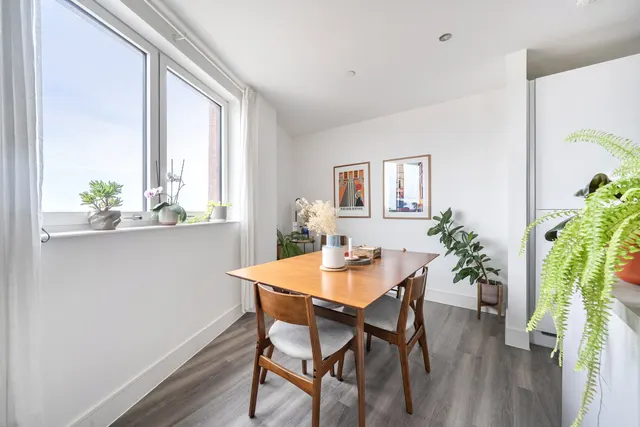 Healum Avenue, Southall Fees Apply, UB2, photo 3