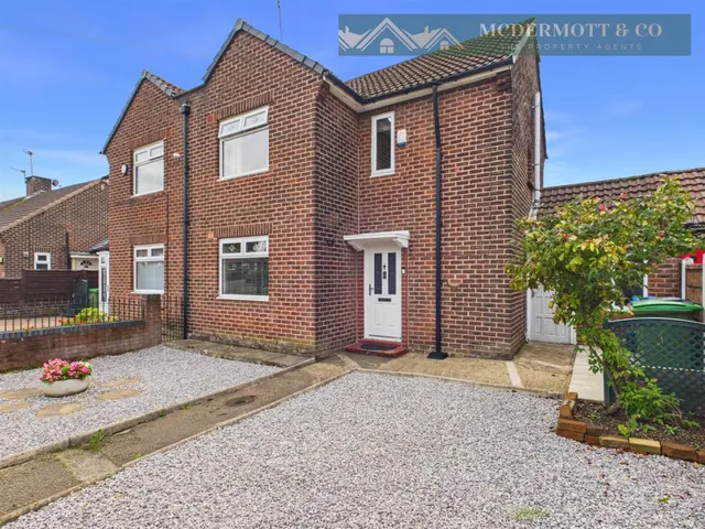 Propps Hall Drive, Failsworth, M35, photo 1