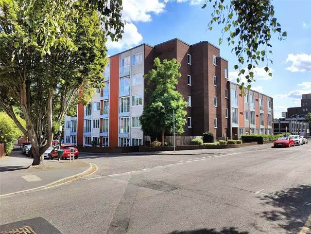 Knoll Rise, Orpington, BR6, photo 1