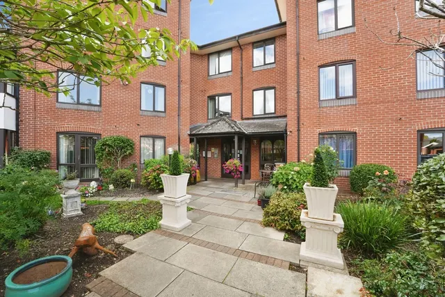 St. Georges Lane North, Worcester, WR1, photo 1