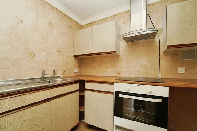 St. Georges Lane North, Worcester, WR1, photo 3