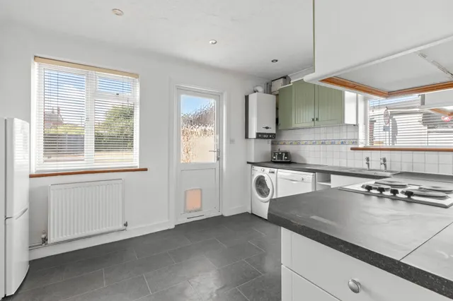 Wellington Street, Thame, OX9, photo 3