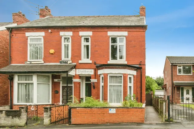 3 bedroom house — St. Georges Road, Winsford