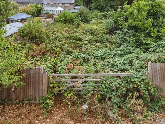 Old Manor Drive, Gravesend, DA12, photo 3