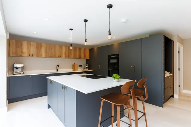 The Furlongs, Tadworth, KT20, photo 3