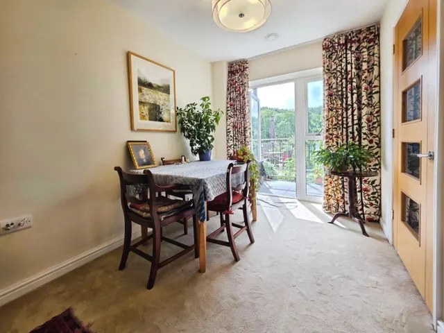 Cainscross Road, Stroud, GL5, photo 3