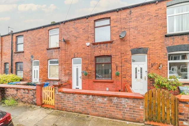 Lever Street, Heywood, photo 1