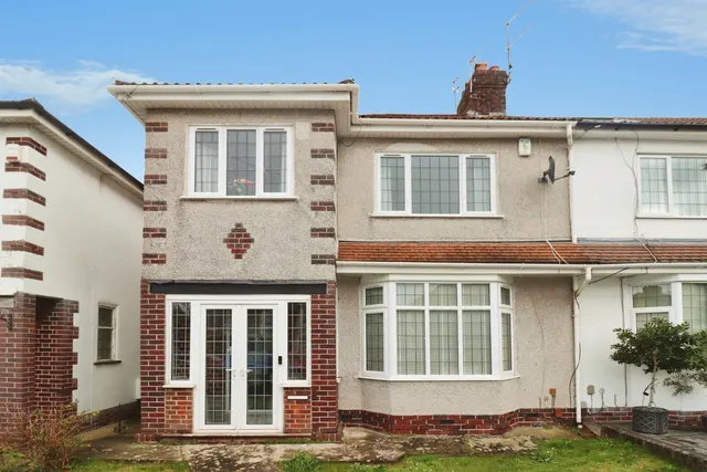 Cleeve Hill, Downend, Bristol, BS16, photo 1