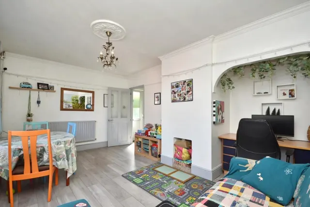 Whiting Road, Bristol, photo 1