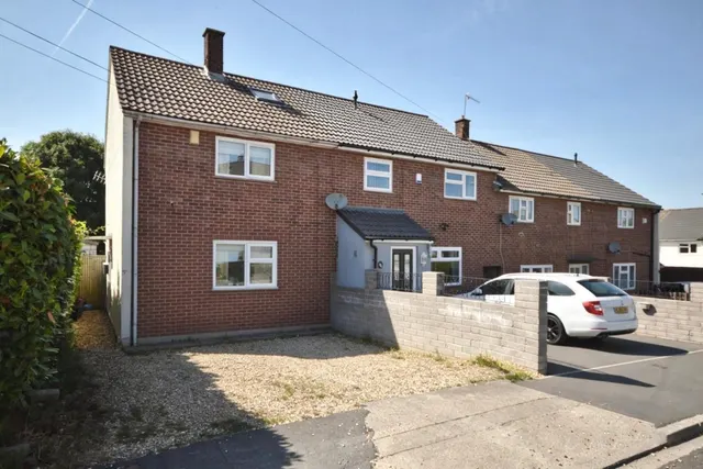Photo 2 — Whiting Road, Bristol