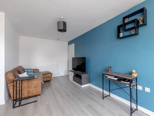 Photo 3 — Dauline Road, South Queensferry, EH30 9BP
