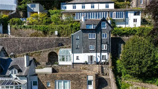 Photo 3 — South Town, Dartmouth, Devon, TQ6 9BU