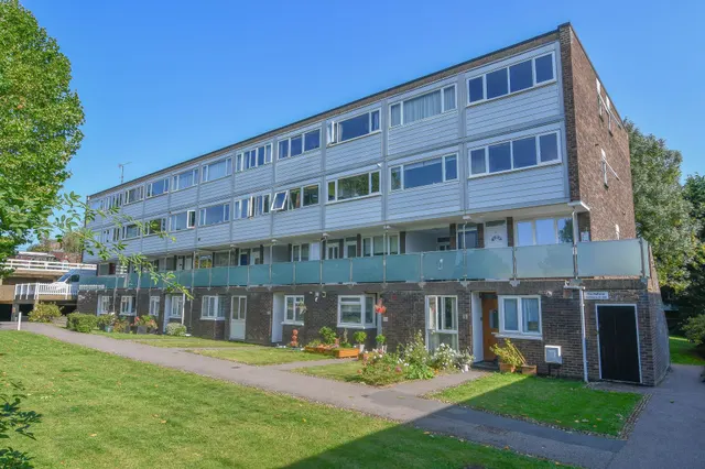 Crib Street, Ware, SG12 9HG, photo 1