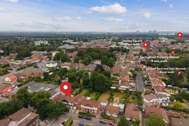Roebuck Lane, Sale, M33, photo 2
