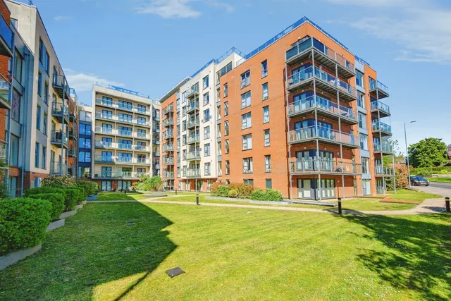 Midland Road, Hemel Hempstead, photo 1