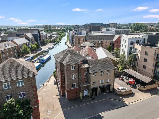15 Springfield Basin, Wharf Road, Chelmsford, Essex, CM2 6YQ, photo 1