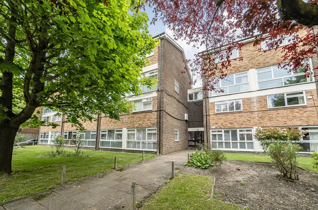 Manor Road, Sidcup, DA15 7HU, photo 1