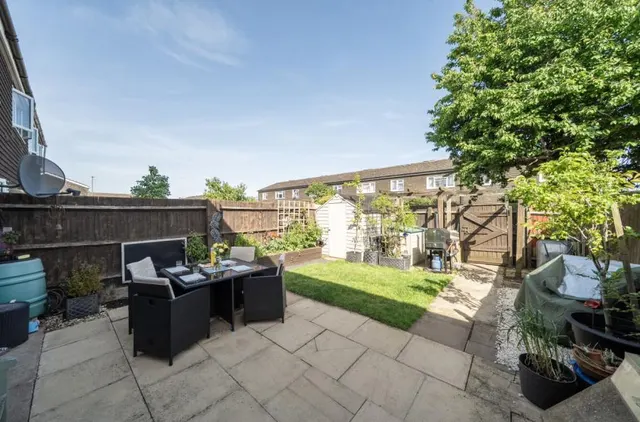Blenheim Drive, Bicester, OX26, photo 2