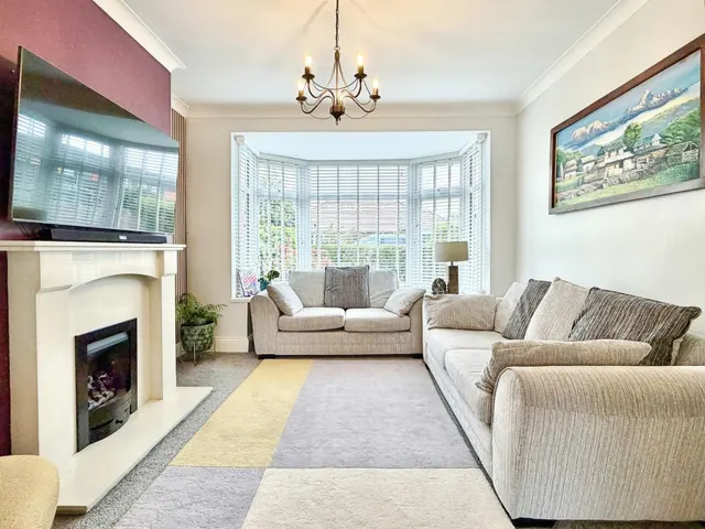 Corchester Walk, High Heaton, NE7, photo 3
