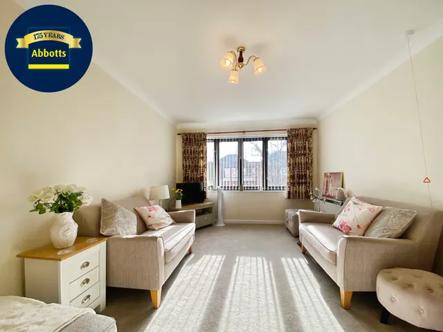 Photo 2 — Palmerston Lodge, Great Baddow - CM2