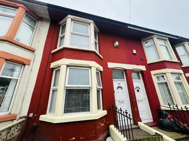 Sidney Road, L20, photo 1