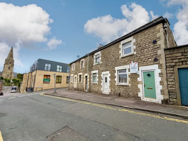 Union Row, Swindon, Wiltshire, SN1 3HH, photo 1
