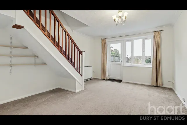 Greenways Crescent, Bury St Edmunds, IP32, photo 3