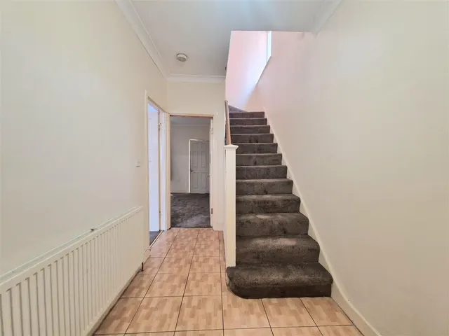 Vivian Avenue, Wembley, photo 2