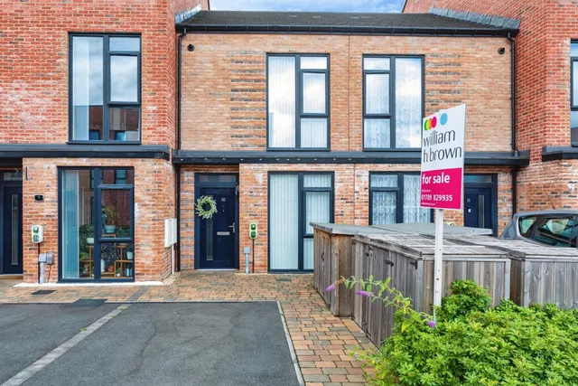 Wellgate Place, Wellgate, Rotherham, photo 1