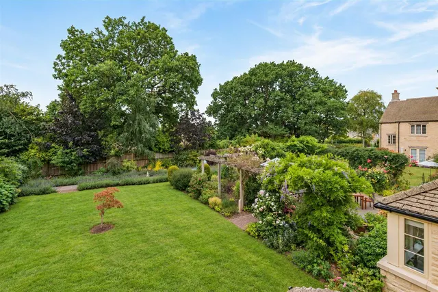 Mercer Way, Tetbury, GL8, photo 3