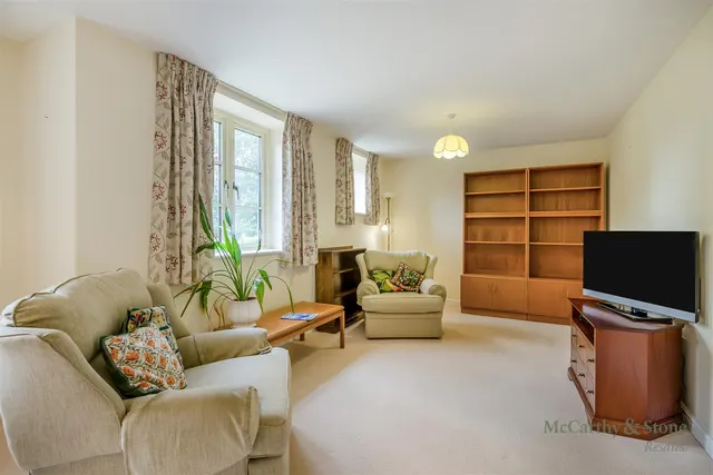 Mercer Way, Tetbury, GL8, photo 1