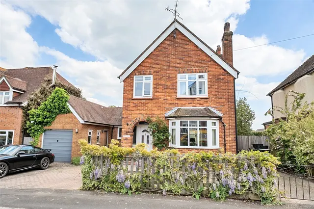 Queens Road, Alton, GU34, photo 1