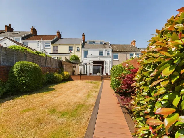 Kings Road, Mumbles, SA3, photo 2