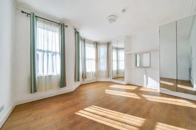 Abernethy Road, Hither Green, SE13, photo 3