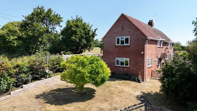 Muss Lane, Kings Somborne, Stockbridge, Hampshire, SO20 6PE, photo 1