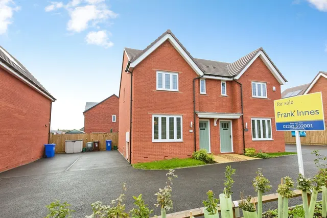 Violet Rise, Anslow, DE13, photo 1